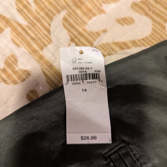 Old Navy shorts size 14 - Picture 4 of 6